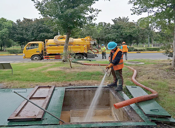 潜江经济开发区化油池清理